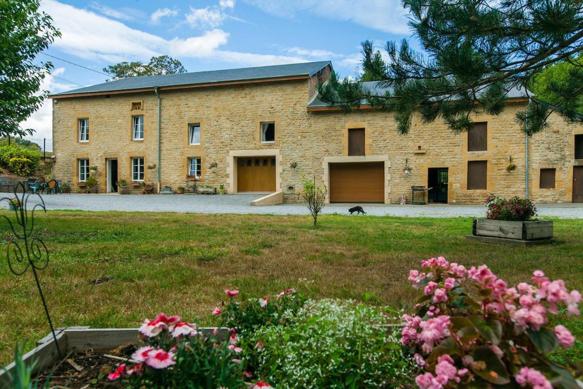 Les Etangs Du Moulin D'Harcy Hotel Lonny Exterior photo