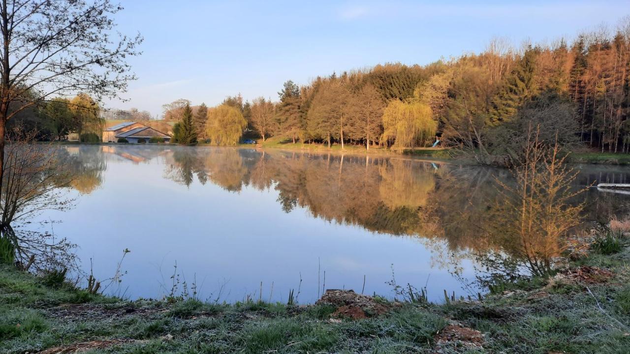 Les Etangs Du Moulin D'Harcy Hotel Lonny Exterior photo